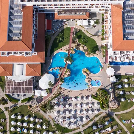 Ξενοδοχείο Leonardo Cypria Bay 4*