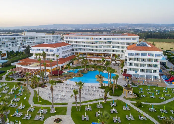 Leonardo Cypria Bay Ξενοδοχείο Geroskipou