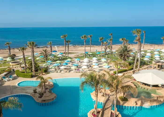 Leonardo Cypria Bay 4*