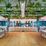 Ξενοδοχείο Leonardo Cypria Bay 4*