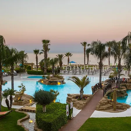 酒店 Leonardo Cypria Bay