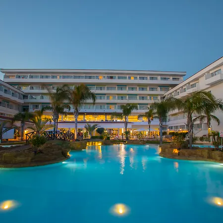 Leonardo Cypria Bay