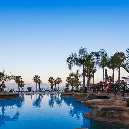 Leonardo Cypria Bay Hotell Geroskipou
