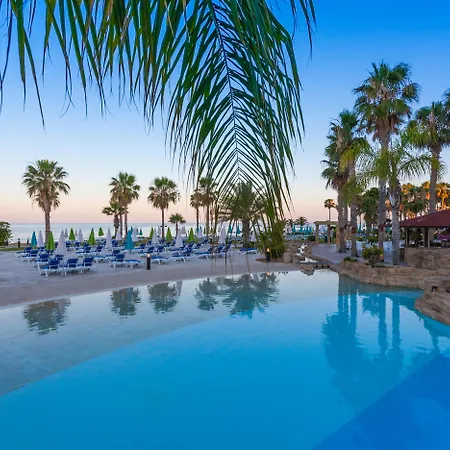 Hotel Leonardo Cypria Bay 4*