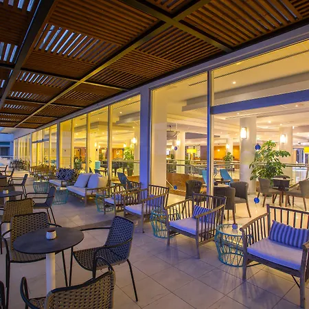 Leonardo Cypria Bay Geroskipou