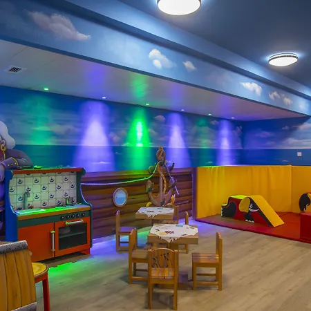 Leonardo Cypria Bay Szálloda 4*