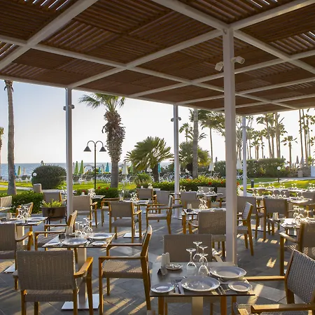 Leonardo Cypria Bay 4*