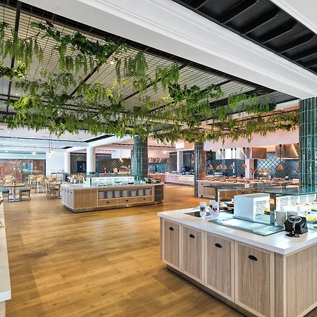 Leonardo Cypria Bay Geroskipou