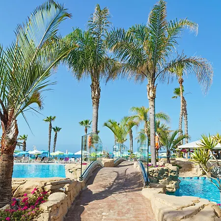 Leonardo Cypria Bay 4*