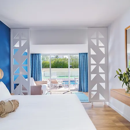 Leonardo Cypria Bay 酒店