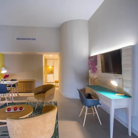 Szálloda Leonardo Cypria Bay 4*