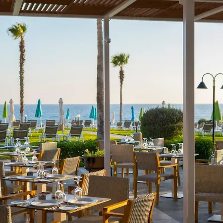 Leonardo Cypria Bay 4* Geroskipou