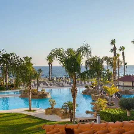 Hotel Leonardo Cypria Bay 4*