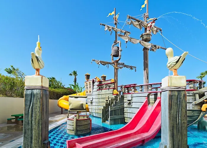 Szálloda Leonardo Cypria Bay 4*