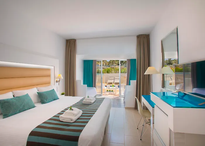 Hotel Leonardo Cypria Bay Geroskipou