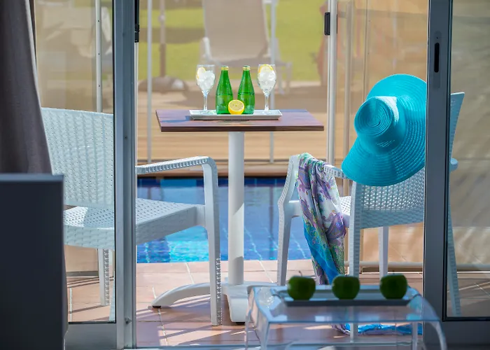 מלון Leonardo Cypria Bay 4*