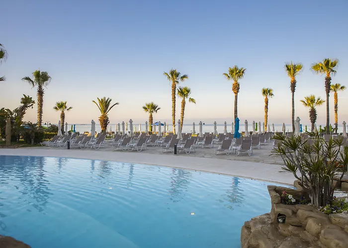 Leonardo Cypria Bay 4*