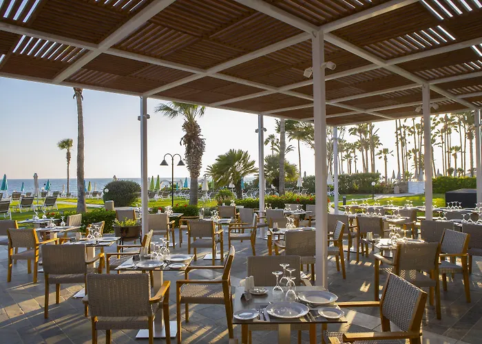 Leonardo Cypria Bay 4*